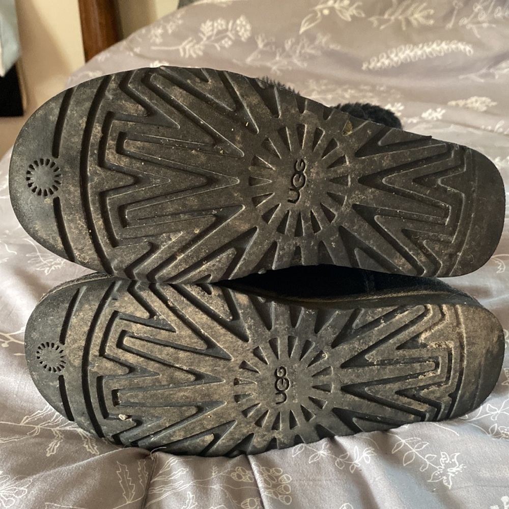 Ugg Bailey Button - image 5